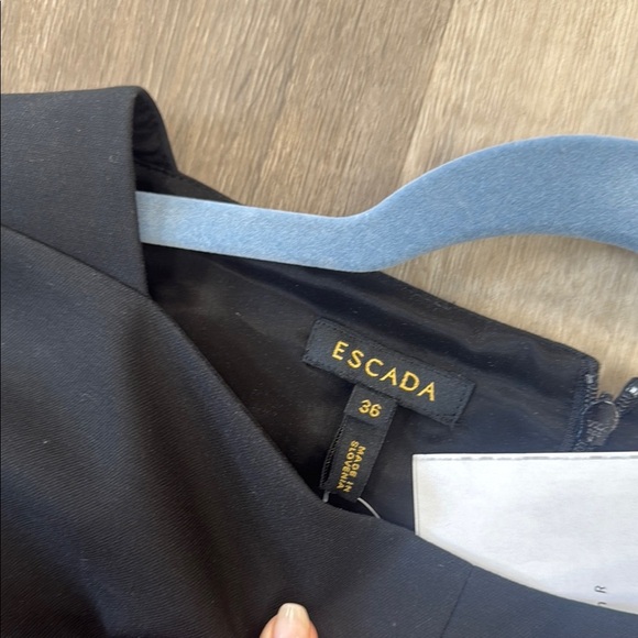 ❄️ESCADA Black Dress with Studded Detail - Picture 2 of 3